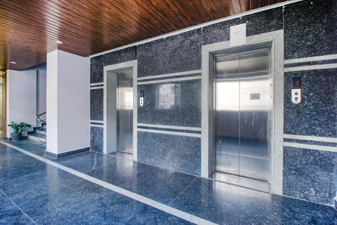 Fabhotel Ssr Fern Suites - 100M From Gsm Mall Madeenaguda Lingampalli Exterior foto